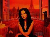 Mary-Louise Parker Tour Eiffel alle spalle nell'ultimo character poster