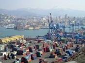 Genova: nave scontra contro torre piloti porto