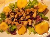 Insalata pollo pesche noci Chicken salad with nectarines Salade poulet avec