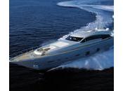 Yacht Lusso: Pershing 108', acqua fine gennaio nuovo gioiello Gruppo Ferretti