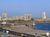 Bengasi (Libia) /Calma apparente città allerta unità speciali dell'esercito