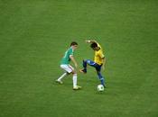 Brasile-Messico 2-0, Neymar ballerino samba giustiziere spietato
