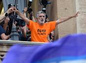 Renato Accorinti: bellezza della partecipazione farà sorgere alba nuova" Guarda video