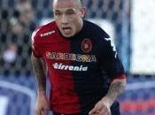 [FOTO] Inter sempre vicina Nainggolan giocatore dimostra Indonesia!