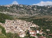 Ritorno alle origini calabresi: Civita, nido d’aquila