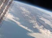 L’Italia all’alba vista dallo spazio: foto Luca Parmitano