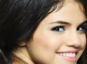 Google: Belen perde clic, aumentano Selena Gomez