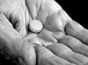 Anziani: troppi farmaci scarso rispetto delle terapie