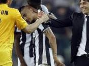 Buffon: "Sono rimasto alla Juve grazie Conte"