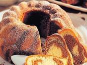 Ciambella marmorizzata alle mandorle.