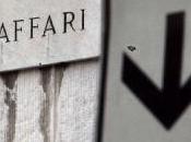 Piazza Affari, chiude calo