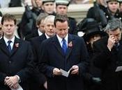 DIFFICILI TRATTATIVE LIBERALDEMOCRATICI TORIES, VANNO AVANTI. SAREBBE FACILE ACCORDO LABURISTI, BROWN DOVREBBE DIMETTERSI