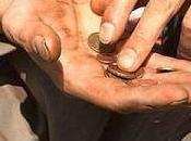 14enne denunciata: chiedeva l’elemosina