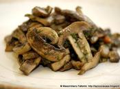 L'autunno cucina: Funghi champignons porcini porto bianco spezie