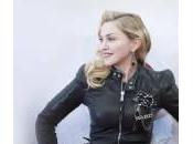 Madonna, total-look pelle nera Berlino (foto)