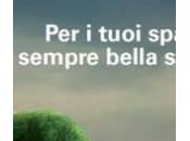 Donna coperta solo erba pubblicità. sessista” (Foto)