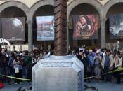 Lucca Comics Games 2013 enorme martello Thor mezzo della città