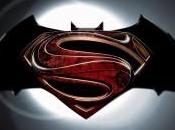 Steel troupe ricostruisce fattoria Kent