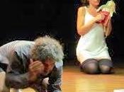 Bambini avariati nella buca sabbia. Recensione Buca Sabbia, Teatro Conciatori