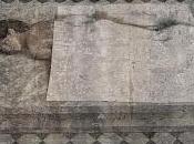 Oggi nella rubrica: Parce sepulto