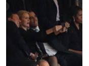 Barack Obama scatta foto premier danese: Michelle gelosa