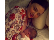 Miranda Kerr presenta piccolo Flynn