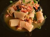Pasta baccalà, pomodorini, olive pinoli