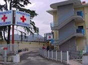 lascia prende martellate. grave