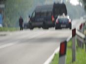 Gallarate: assalto furgone Polizia Penitenziaria. Detenuto evaso
