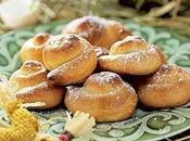 Jidase panini pasquali propri della tradizione Repubblica Ceca.