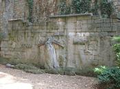 MURO FANTASMI FEDERALI muro fantomatico lungo cimitero Pere Lachaise