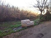 Fare jogging nella riserva naturale dell'Aniene, Montesacro Quartiere Africano. mezzo tonnellate rifiuti sversati abusivamente