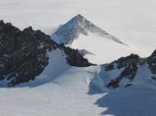 ECOLOGIA: Antartide Scioglimento Rivelando delle Pi...