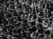 Appunti storia L’operaio tedesco August Landmesser rifiuta eseguire saluto nazista. 1936.