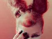 Fashion that touches