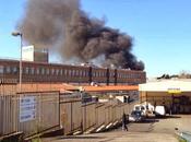 discarica addosso alla facoltà universitaria. scandalo della Vasca Navale