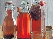 Liquore alle prugnole (prugne selvatiche).