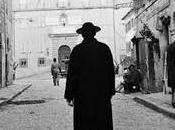 Ricattano sacerdote incontri luci rosse Arrestati romeni