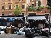 Roma, nuovo emergenza rifiuti. Marino: “Non possiamo smaltirli”