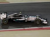Bahrain. Rosberg pole, prima fila Mercedes