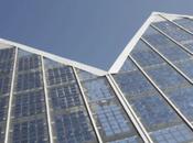 23/04/2014 &quot;finestre solari&amp;quot; l'intero edificio diventa pannello fotovoltaico