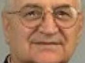 "Nichi Vendola contronatura!", parola Monsignor Bertoldo. difende Berlusconi "Lui segue natura!"