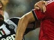 l’Italia scatena deride Juventus slogan «sficati»