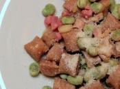 Gnocchi integrali fave pancetta