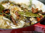 ricetta cottura lenta: Cosce pollo pomodori secchi, talli d'aglio olive taggiasche porto bianco