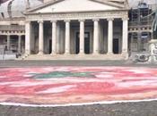 Pizza Festival Napoli: spunta un’enorme pizza Piazza Plebiscito