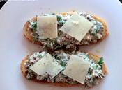 Bruschette insalata lenticchie, spinaci yogurt