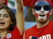 video tifosi Cile devastano sala stampa