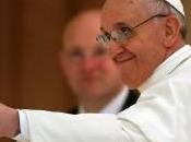 Papa Francesco: “Sport importante come scuola lavoro”