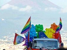 Mediterranean Pride: migliaia piazza diritti lgbt contro l’omofobia